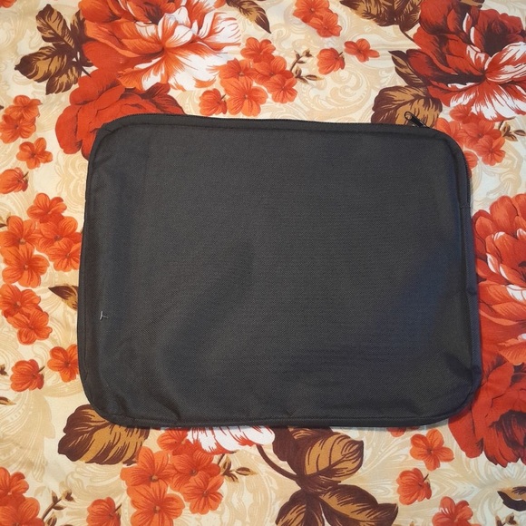 School bag - Picture 3 of 4